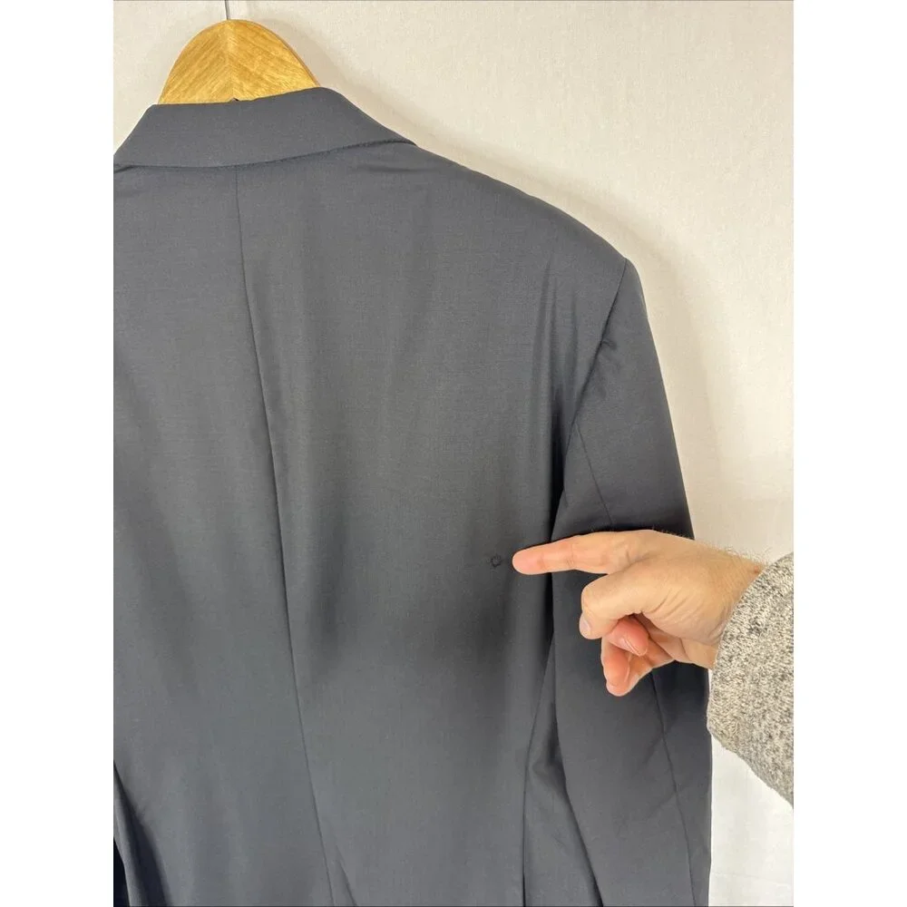 Prada Milano Black Wool Blazer Sport Coat‎ Italy 54R Fits US 42R Damage On Rear